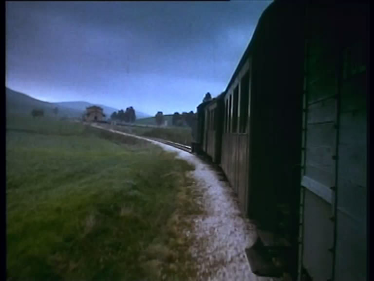 基督停留在埃博利剧照的剧照