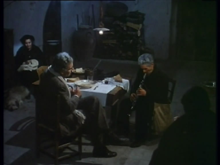 基督停留在埃博利剧照的剧照