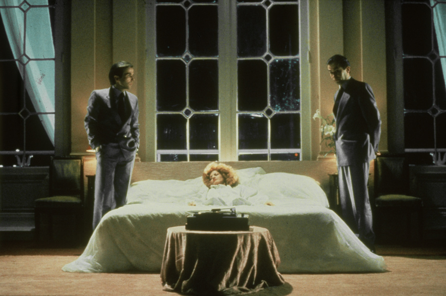 一个Z和两个O剧照的剧照