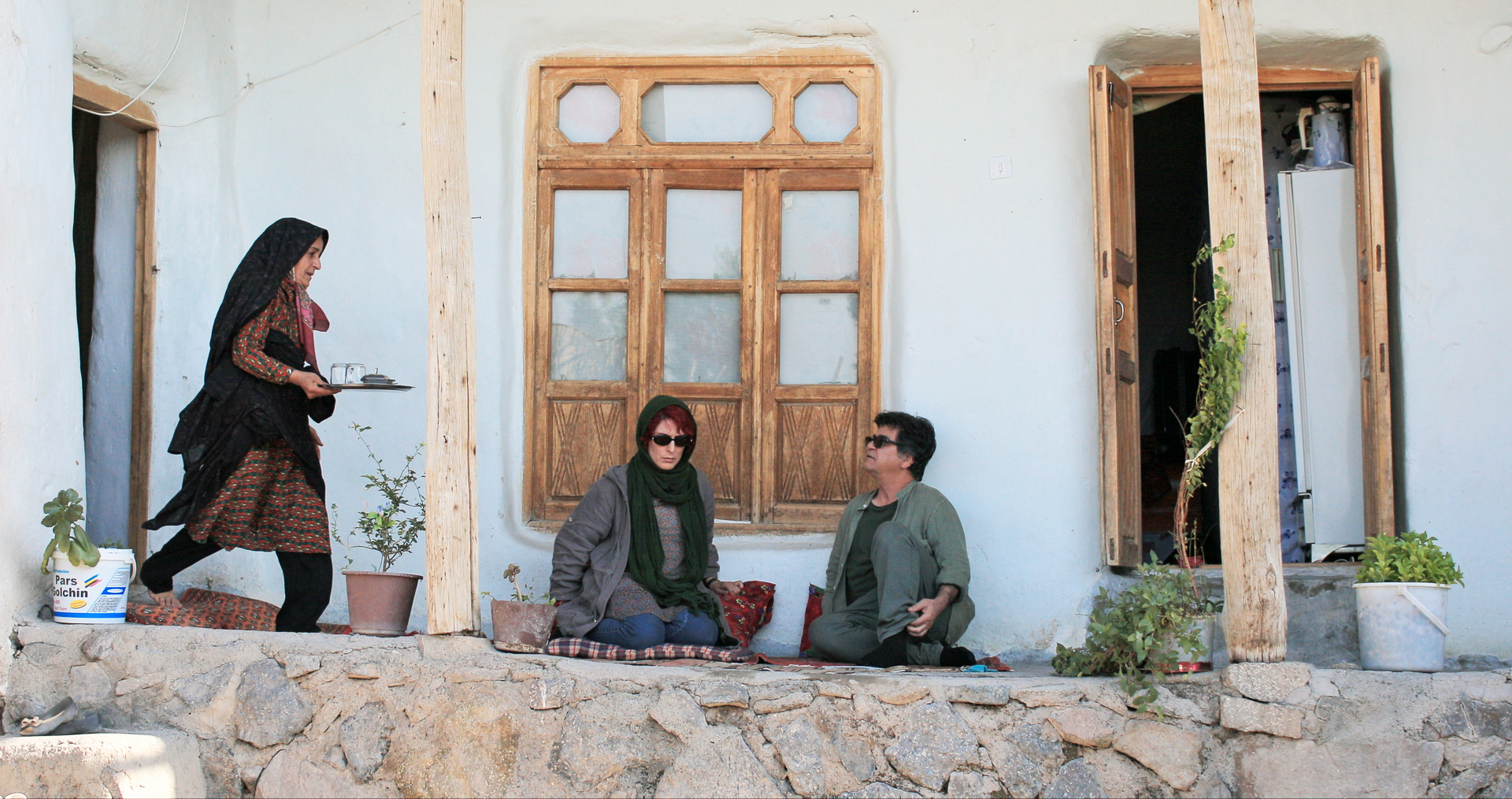 三张面孔剧照的剧照