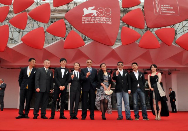 告诉他们，我乘白鹤去了剧照的剧照