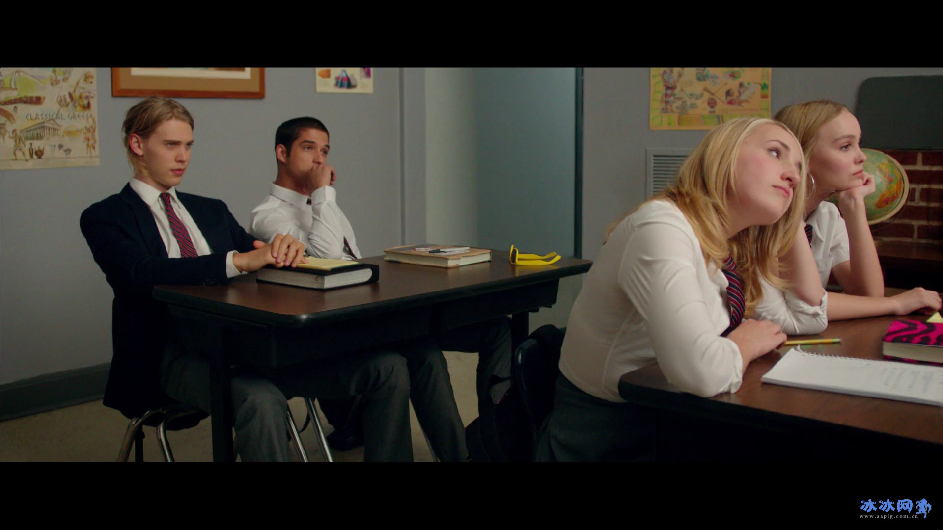 瑜伽妹斗罗剧照的剧照