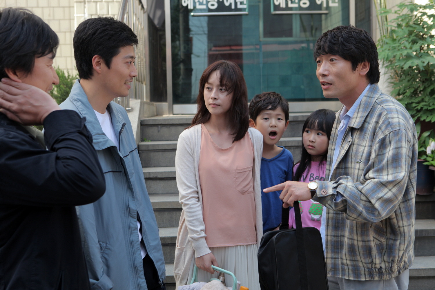 南营洞1985剧照的剧照