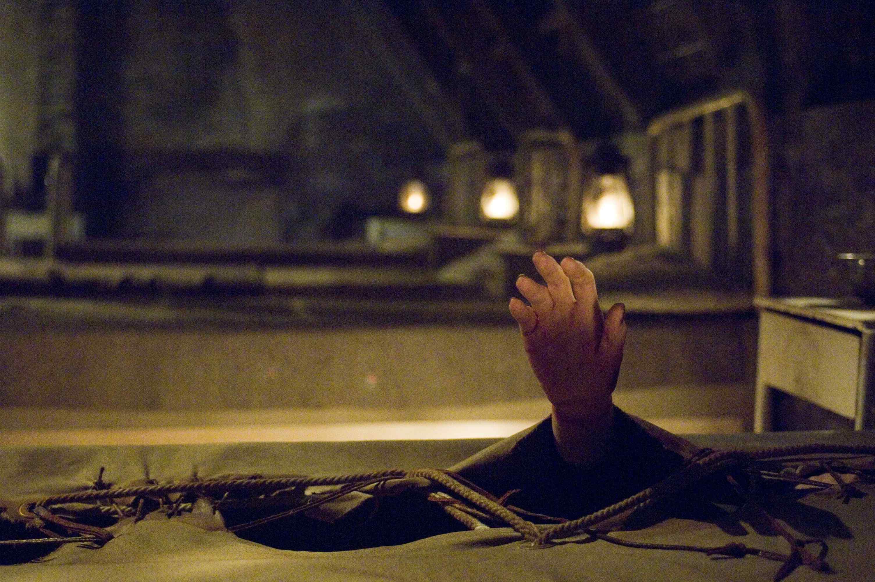 残虐你，娱乐我剧照的剧照