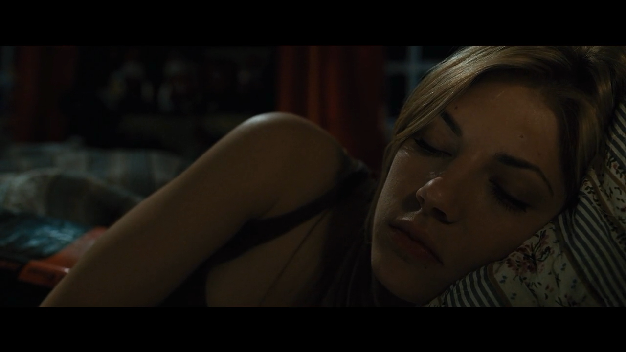 残虐你，娱乐我剧照的剧照