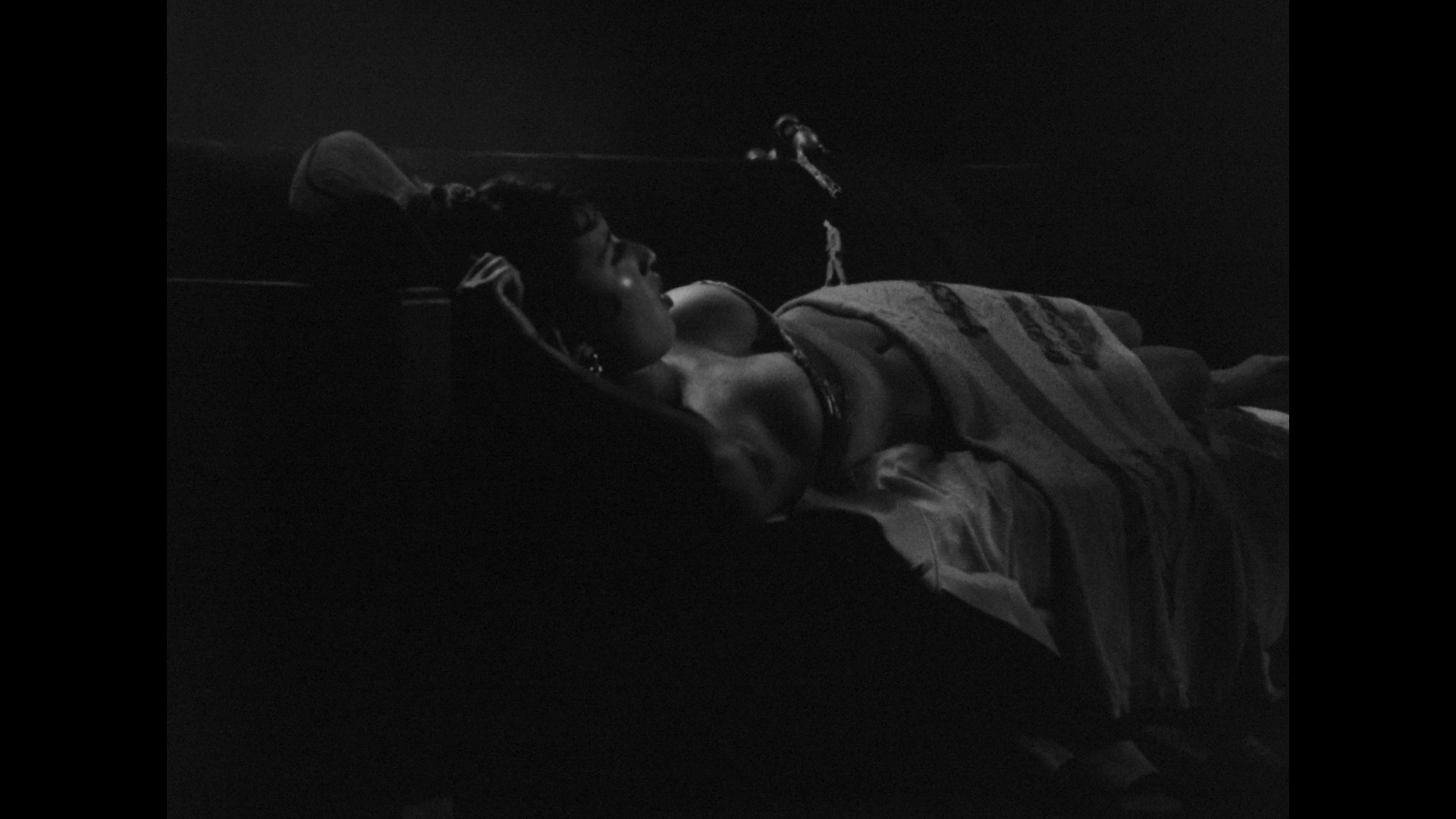 透明人与蝇男剧照的剧照