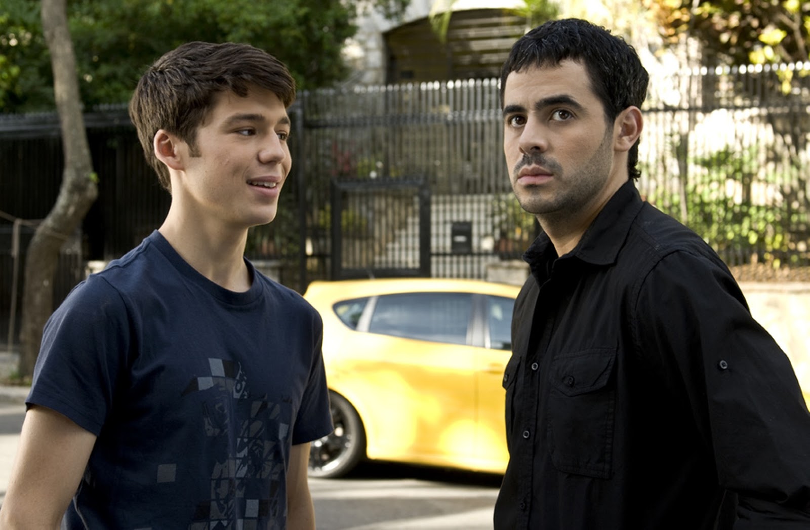 蓝色非粉红剧照的剧照