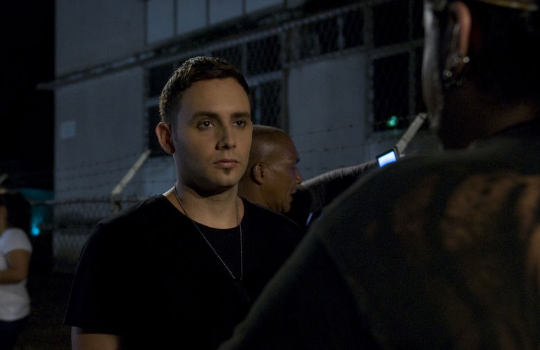 蓝色非粉红剧照的剧照