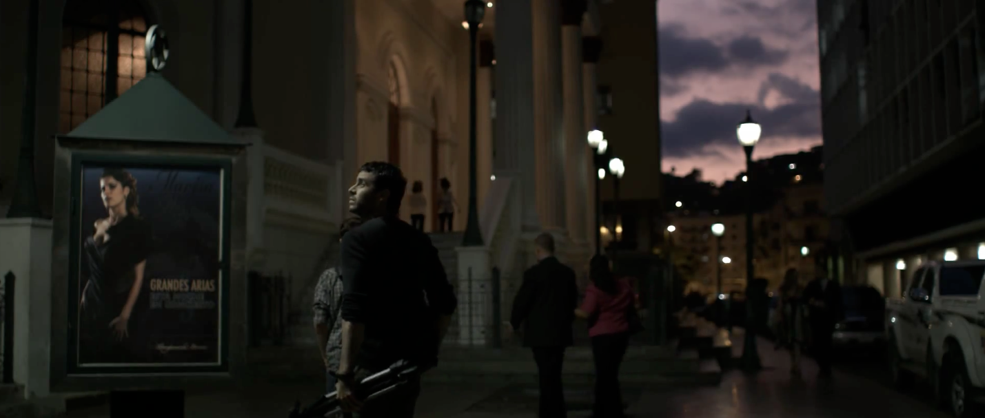 蓝色非粉红剧照的剧照