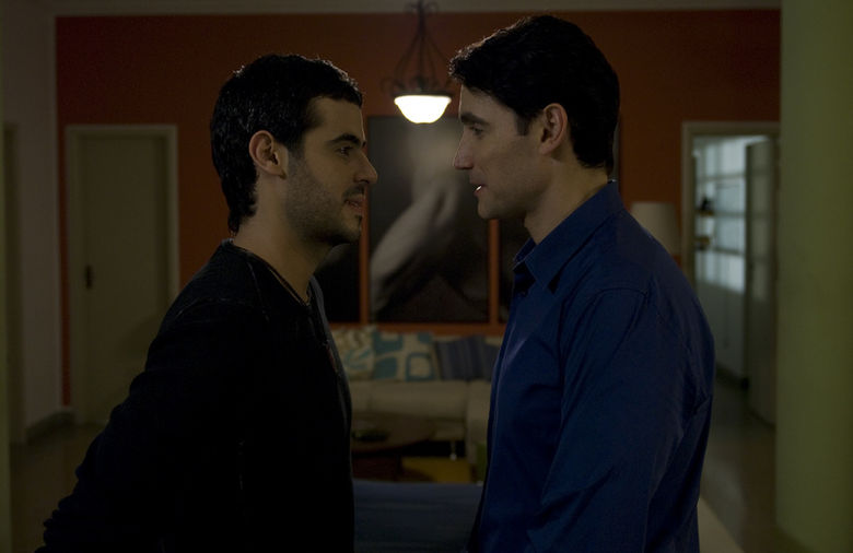 蓝色非粉红剧照的剧照