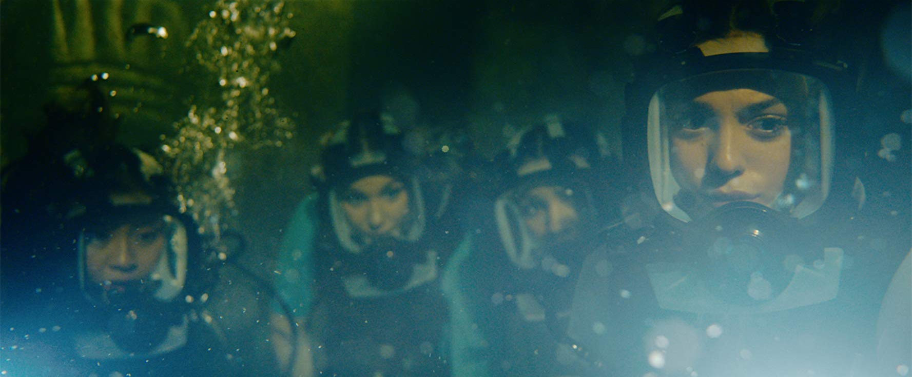 鲨海逃生剧照的剧照