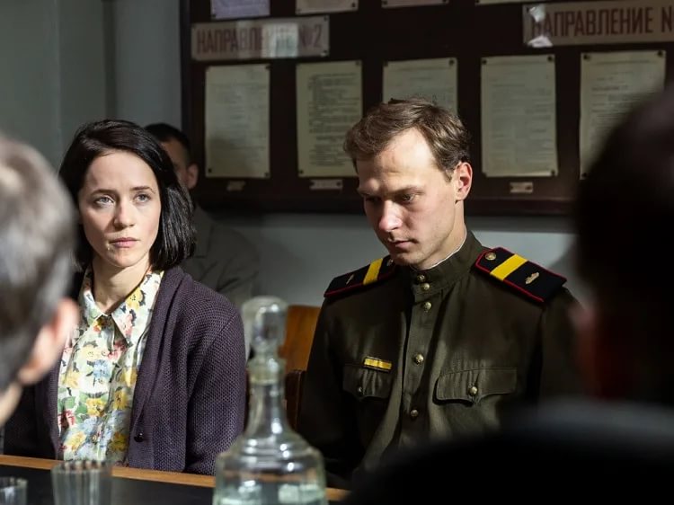 卡拉什尼科夫剧照的剧照