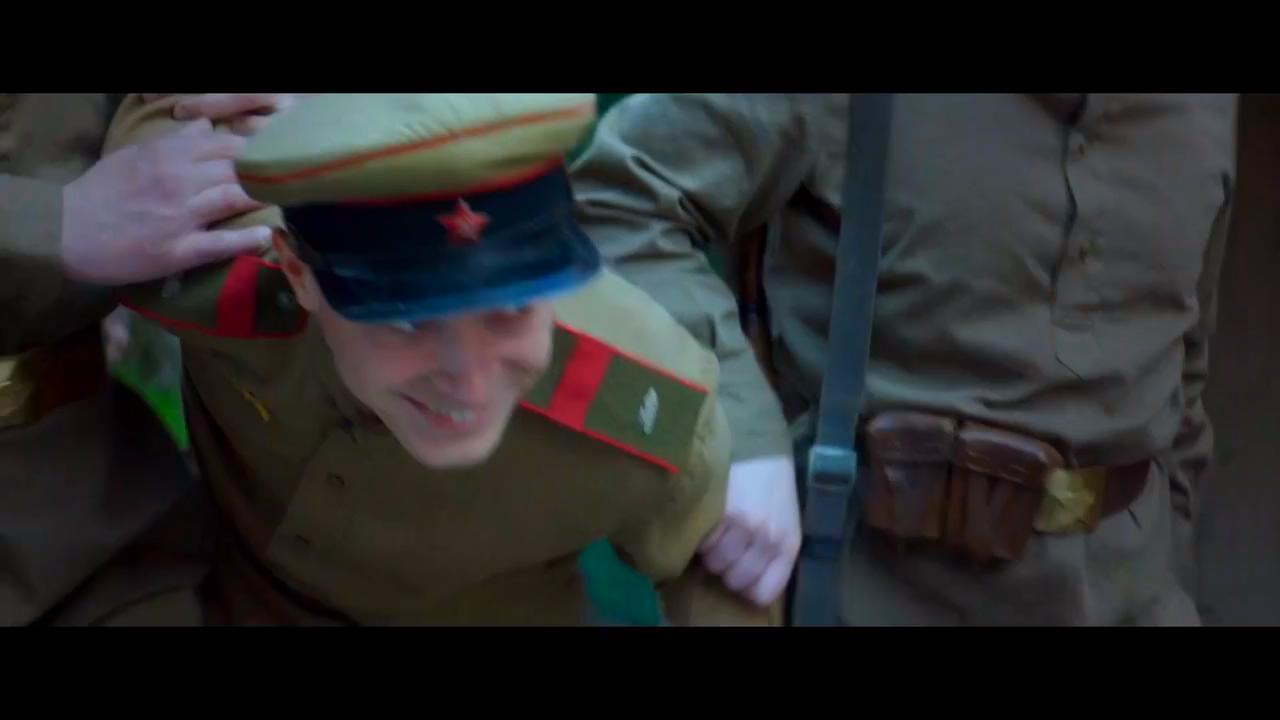 卡拉什尼科夫剧照的剧照