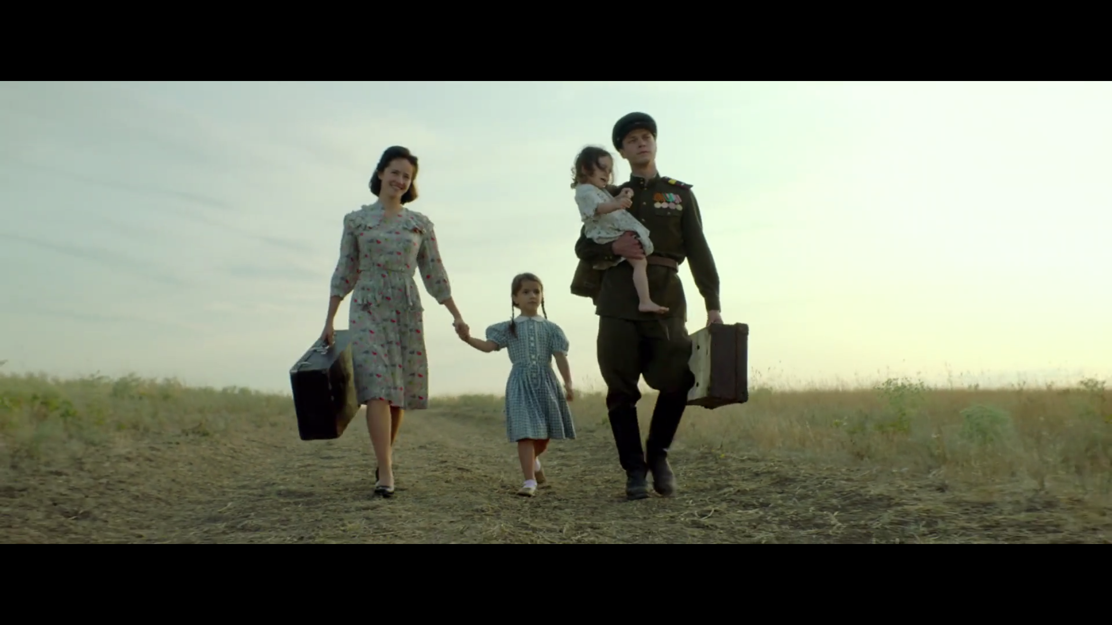 卡拉什尼科夫剧照的剧照