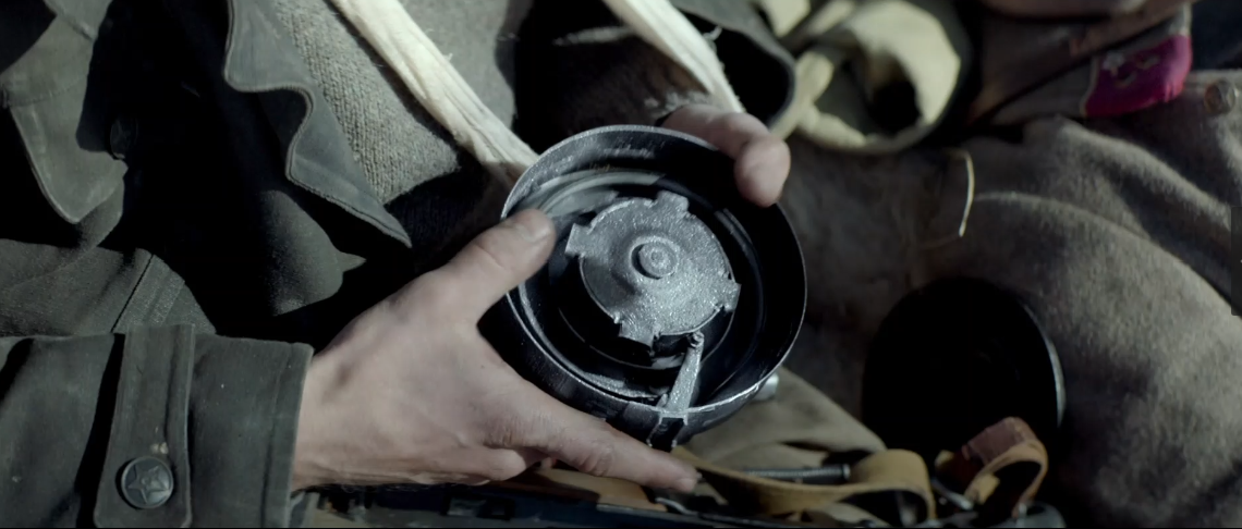 卡拉什尼科夫剧照的剧照