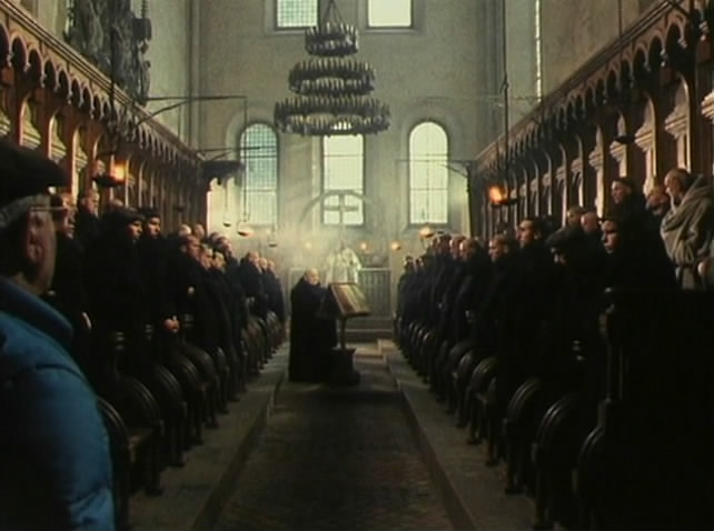 改编翁贝托·埃科《玫瑰之名》花絮剧照的剧照