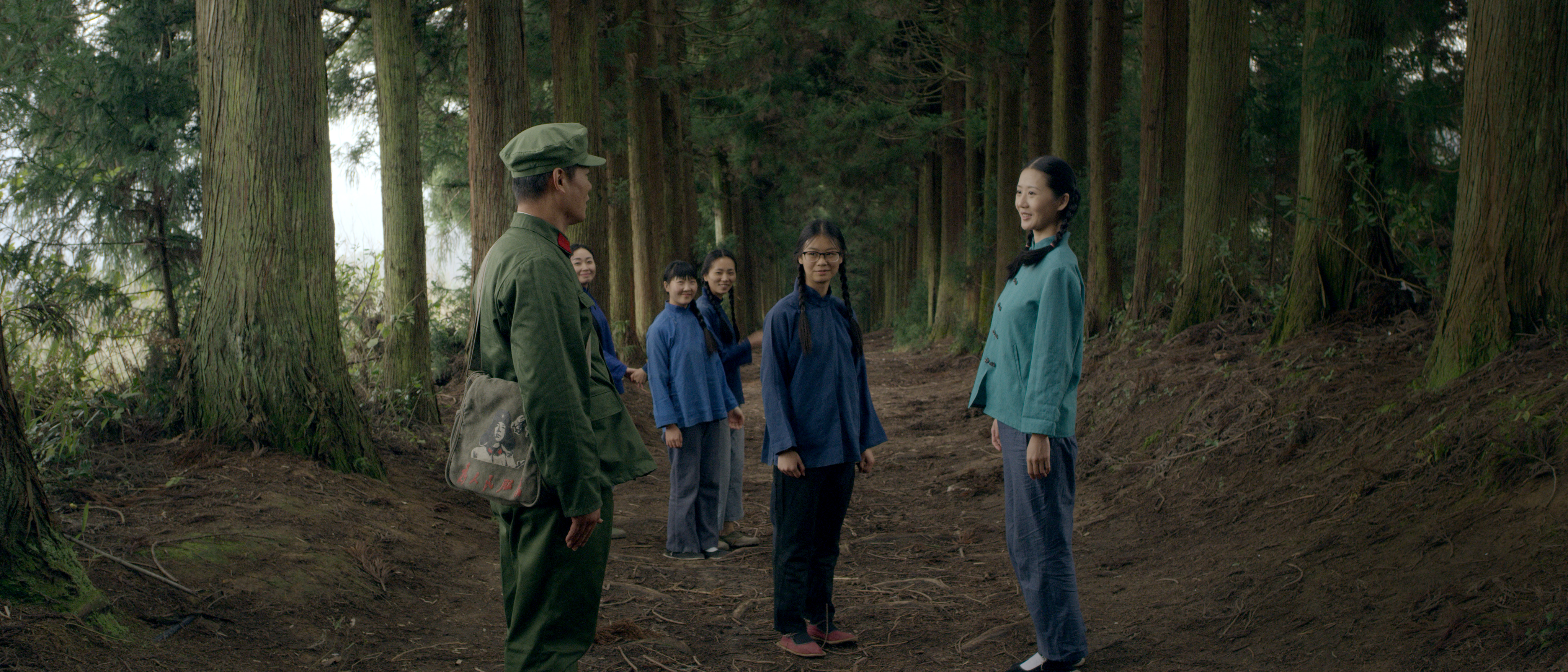 武陵山上的星光剧照的剧照