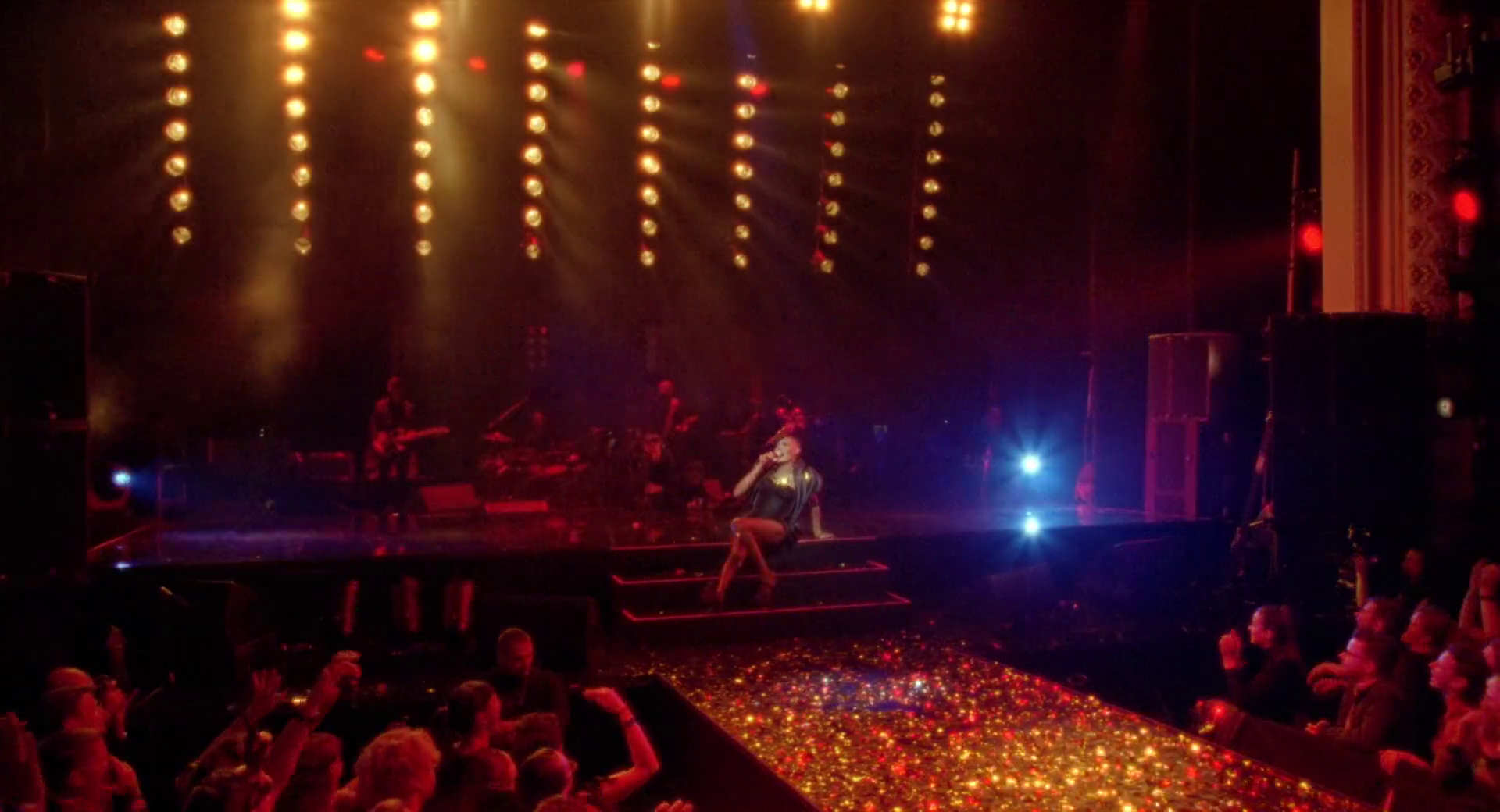 葛蕾丝·琼斯：血光和巴米剧照的剧照