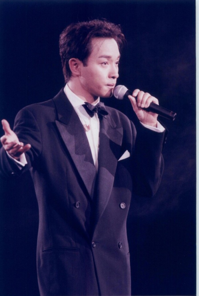 张国荣跨越97演唱会剧照的剧照
