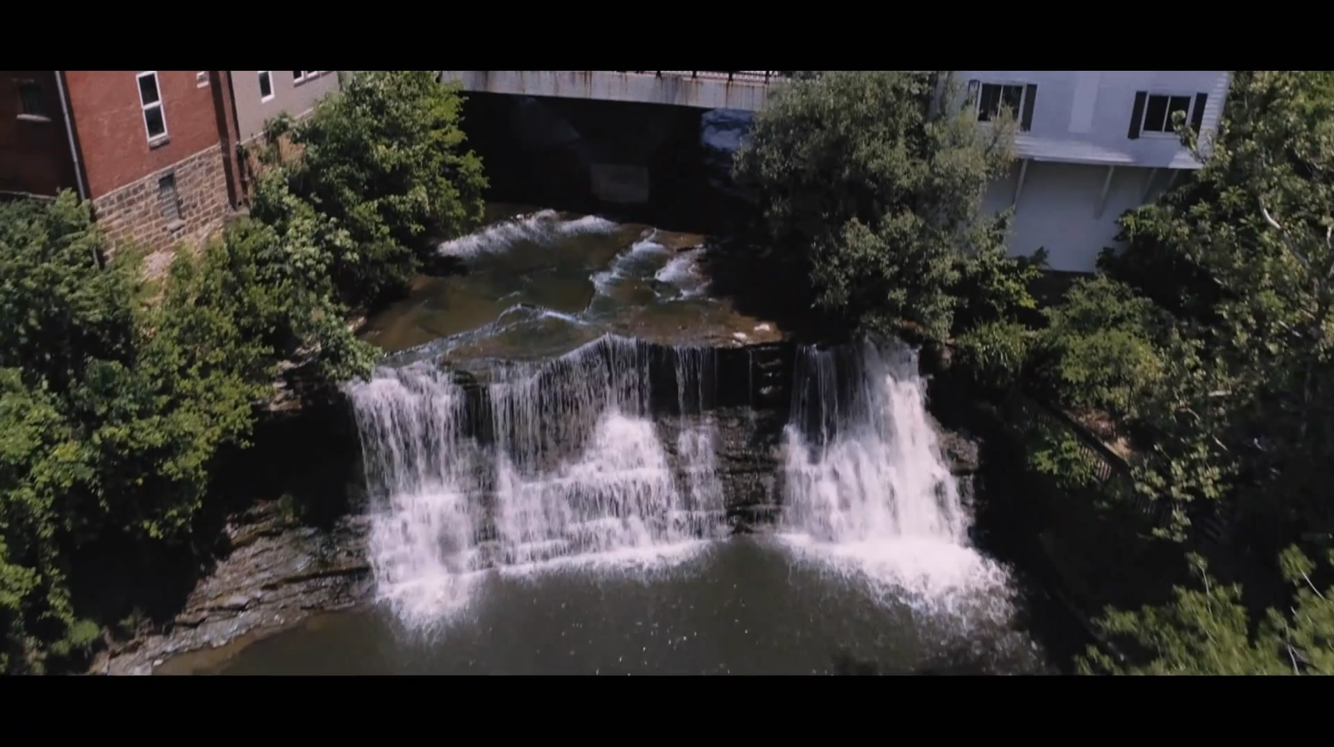 找到了剧照的剧照