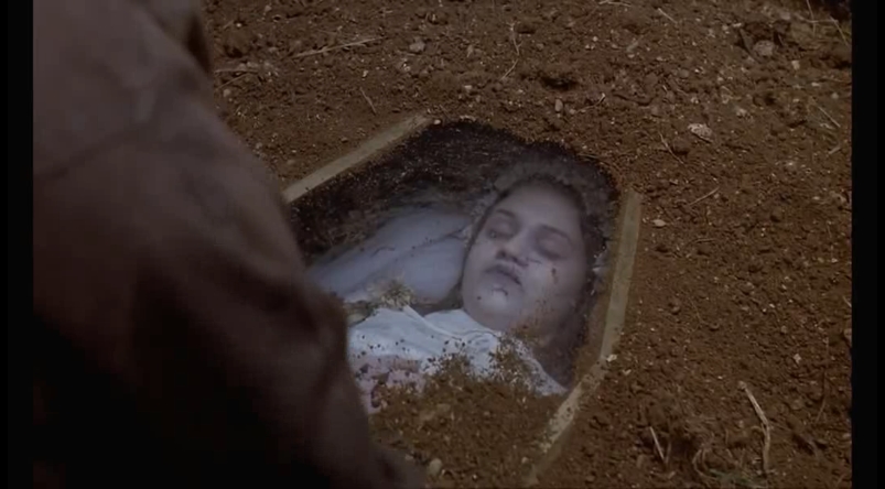 魔诫坟场剧照的剧照