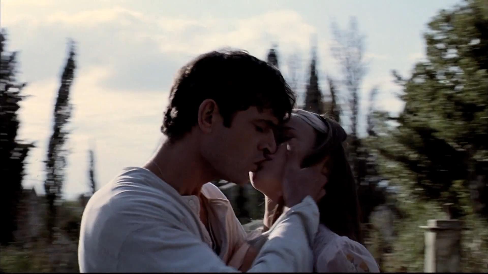 魔诫坟场剧照的剧照