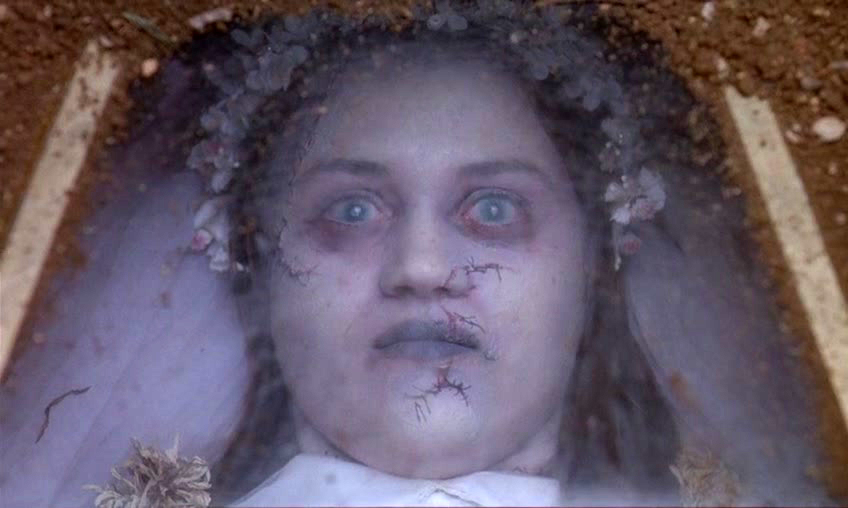 魔诫坟场剧照的剧照