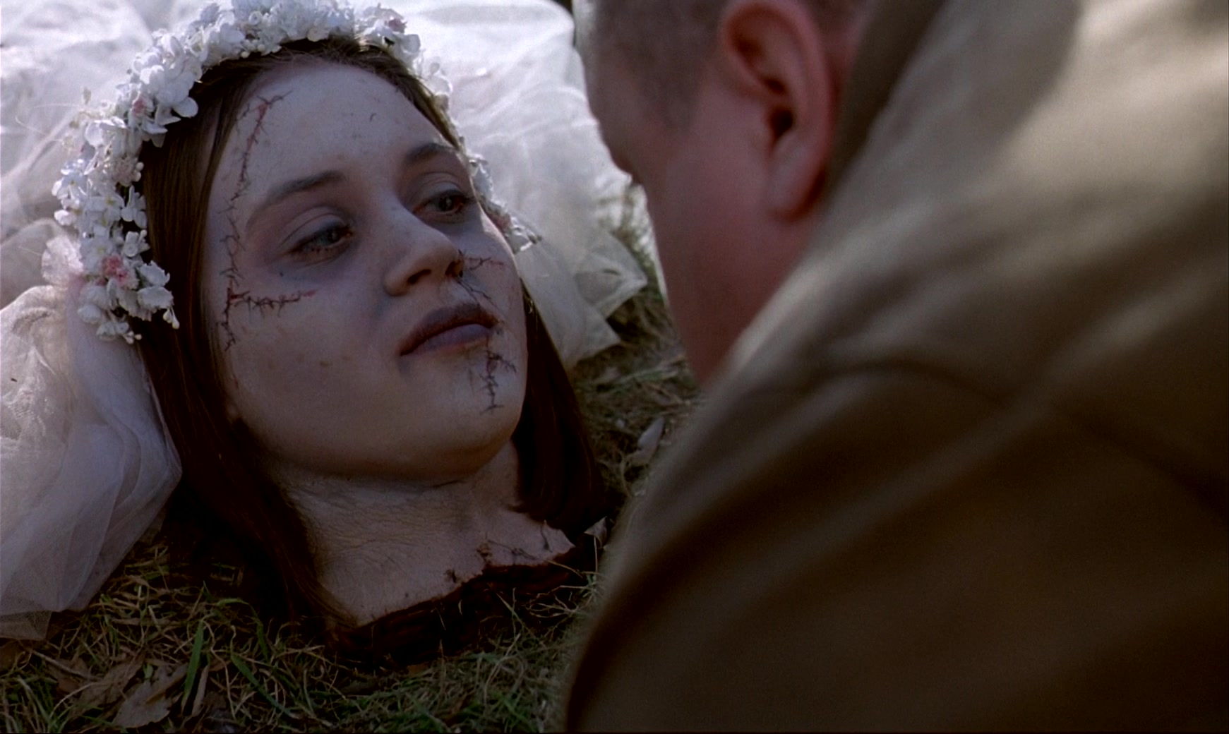 魔诫坟场剧照的剧照