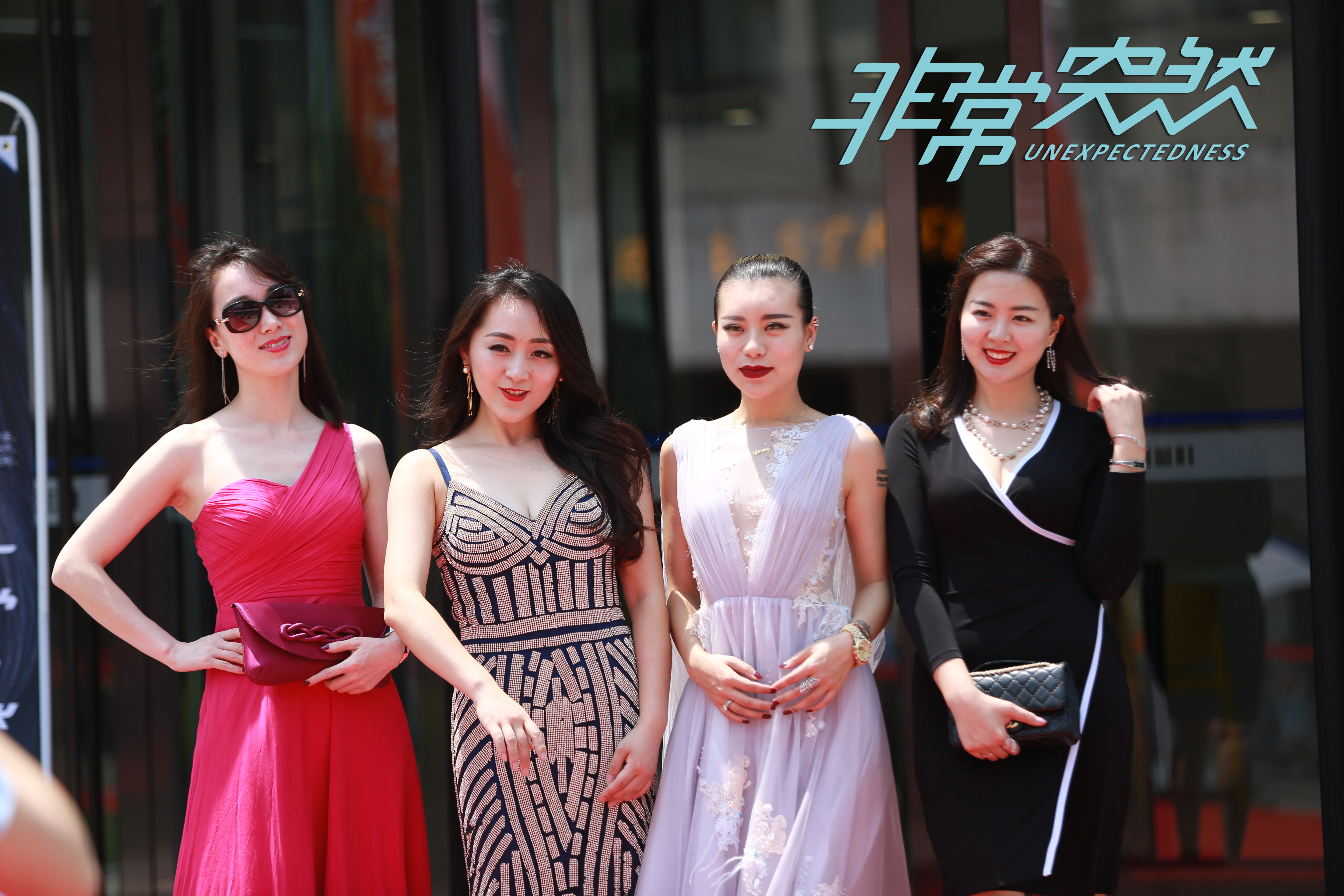 非常突然剧照的剧照