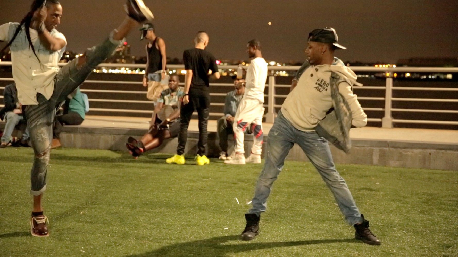 琪琪夜总会剧照的剧照