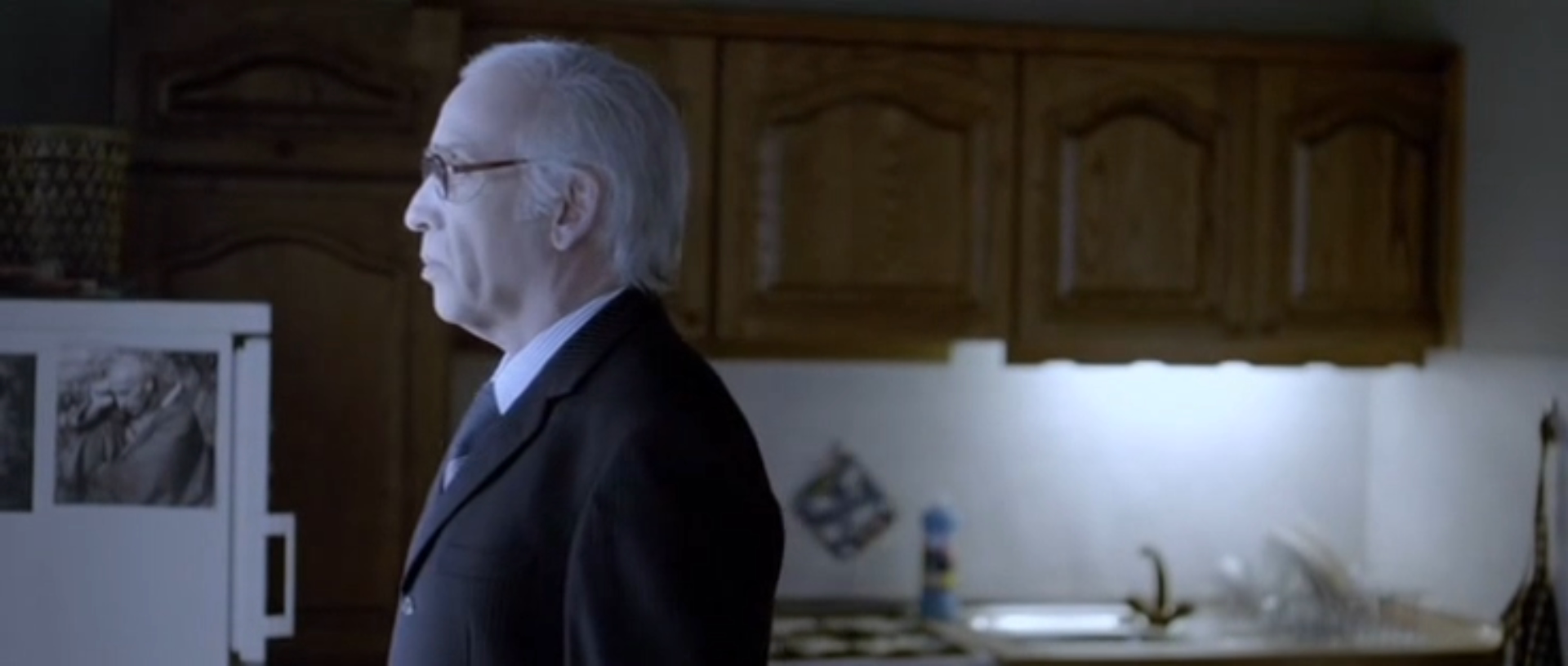 手稿不会燃烧剧照的剧照