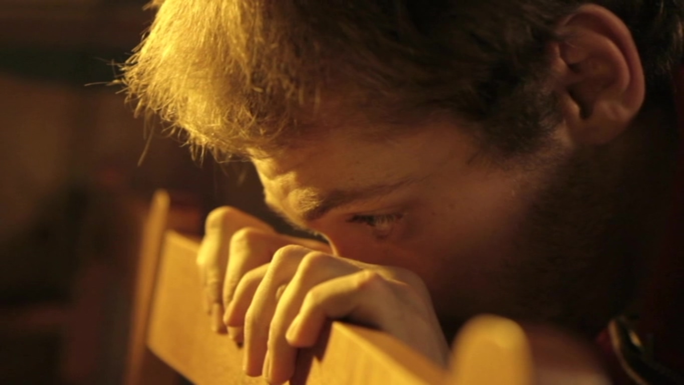 吃鸟食的男孩剧照的剧照