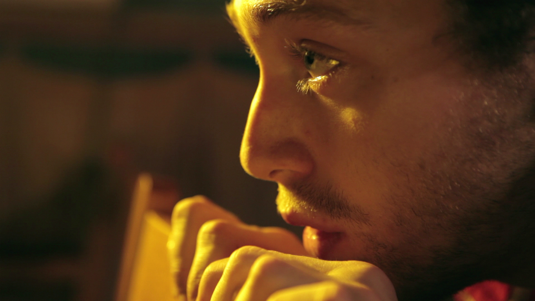 吃鸟食的男孩剧照的剧照