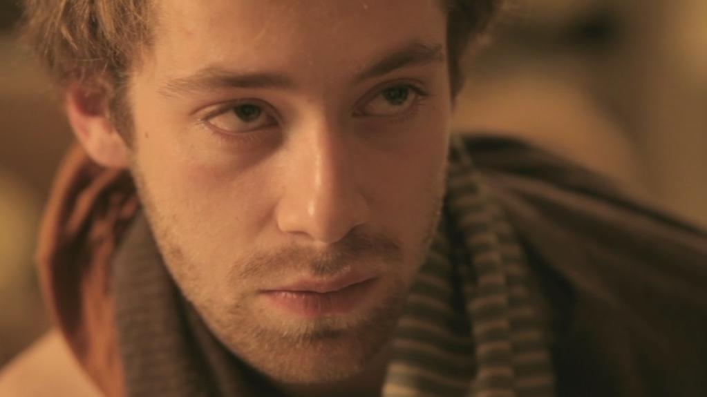 吃鸟食的男孩剧照的剧照