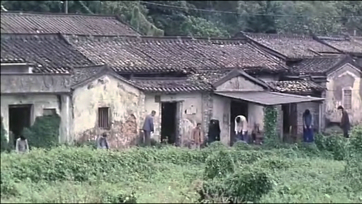 山村老尸剧照的剧照