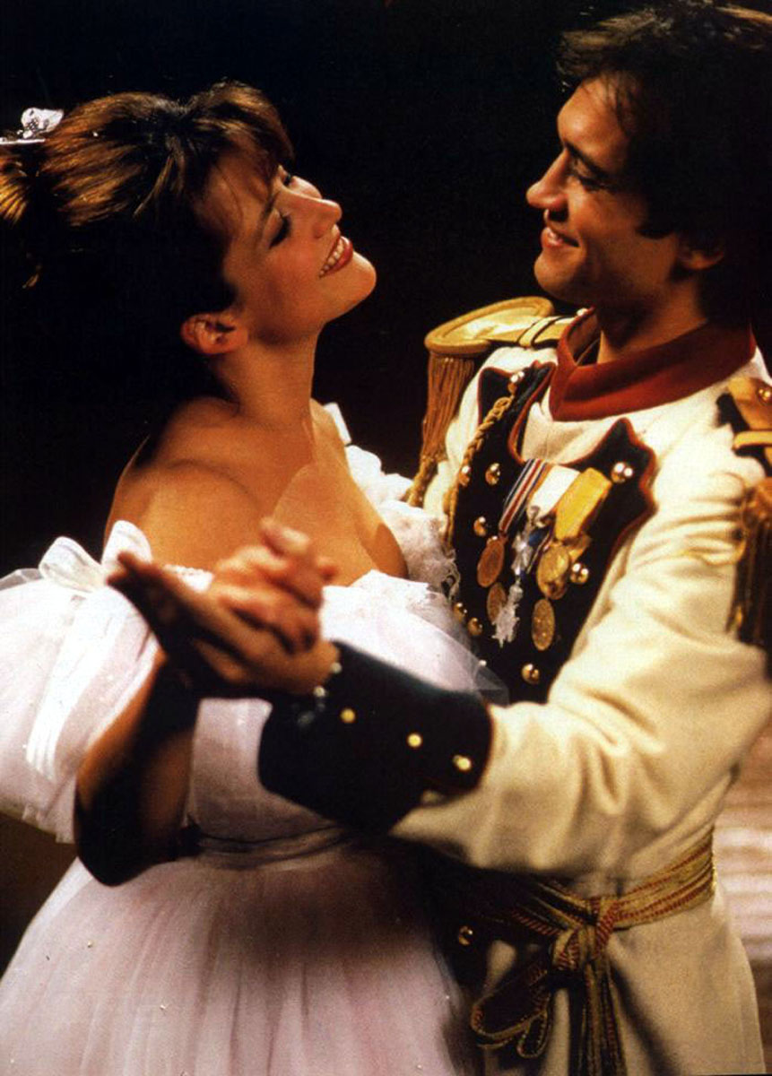 芳芳剧照的剧照