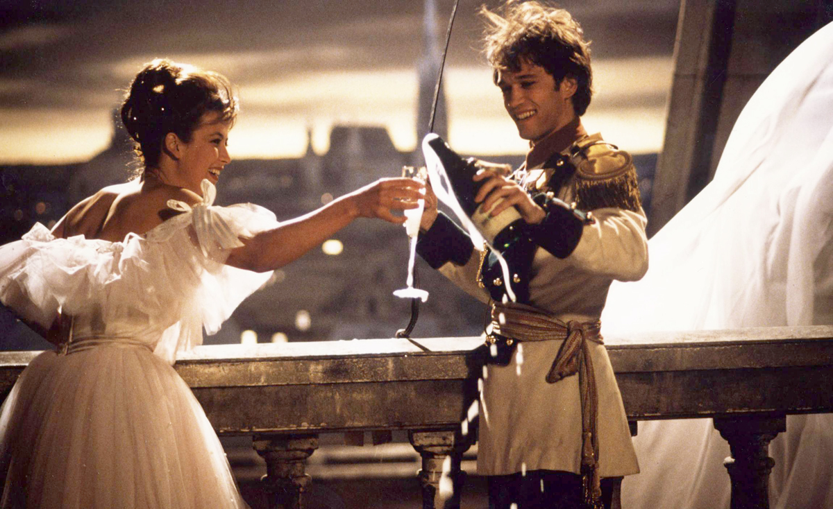 芳芳剧照的剧照