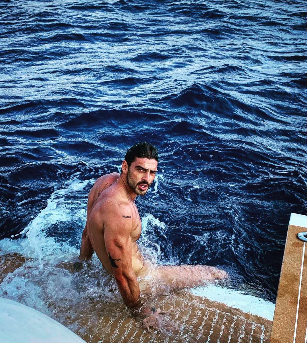 黑帮大佬和我的365日剧照的剧照