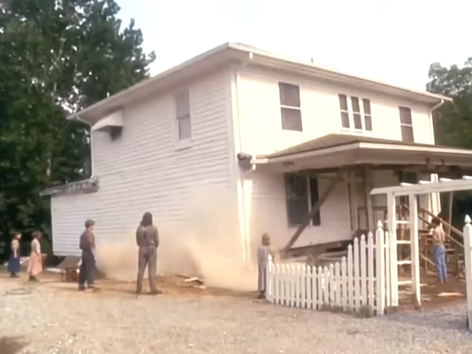 玉米田的小孩2剧照的剧照