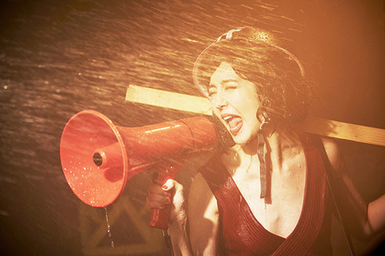 过激派歌剧剧照的剧照