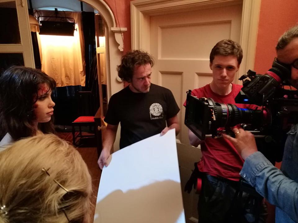 曼迪传奇娃娃剧照的剧照