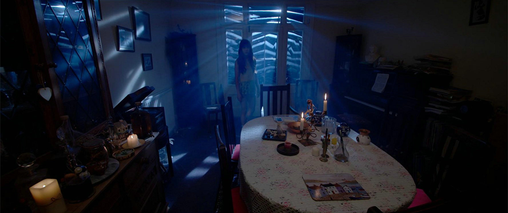 曼迪传奇娃娃剧照的剧照