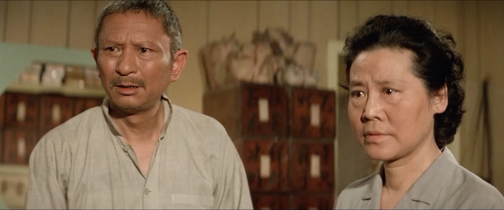 汪洋中的一条船剧照的剧照