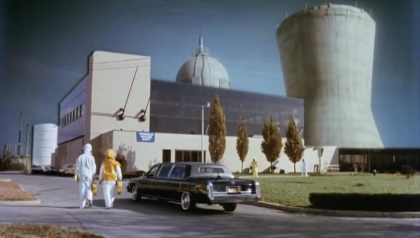 融掉低等生物剧照的剧照