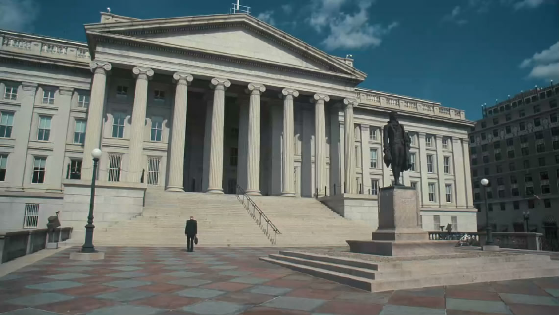 大而不倒剧照的剧照