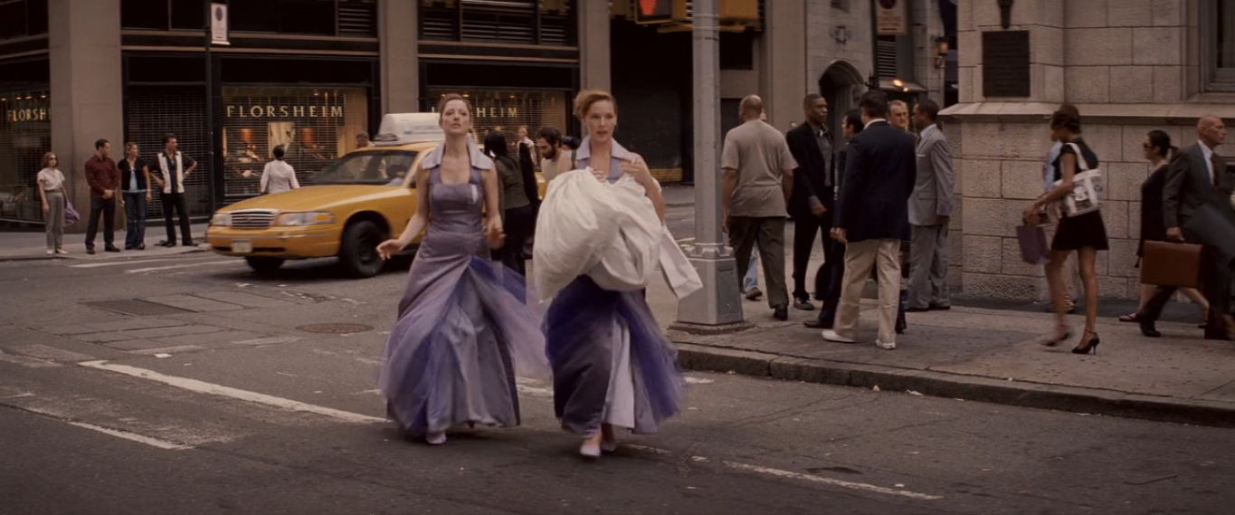 27套礼服剧照的剧照