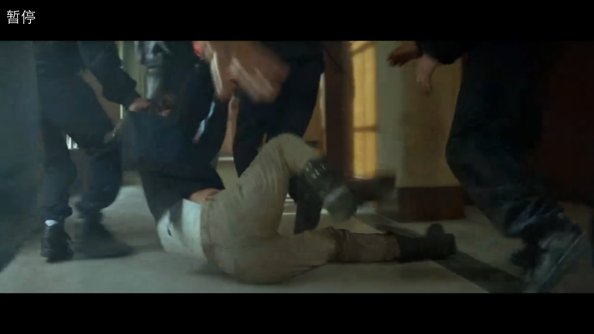 女囚尼基塔剧照的剧照