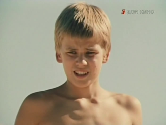 春风吹不到八月天剧照的剧照