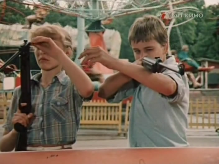 春风吹不到八月天剧照的剧照