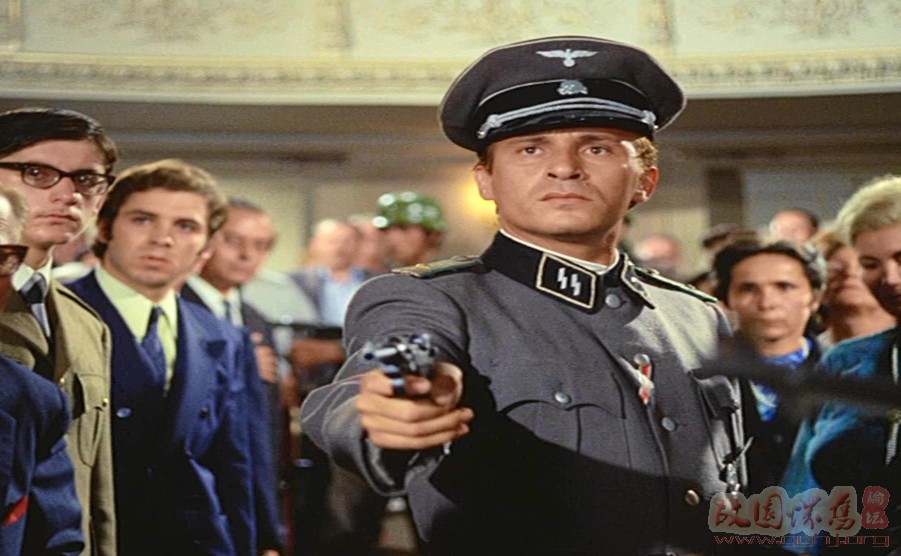 娜塔莎中尉剧照的剧照